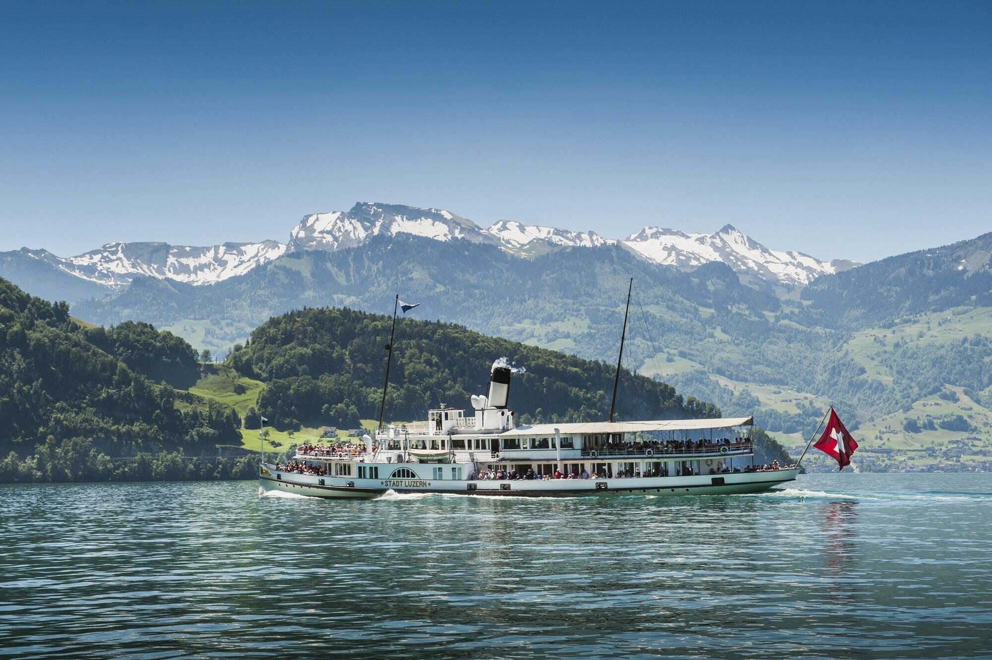 Vista Exterior Park Hotel Vitznau