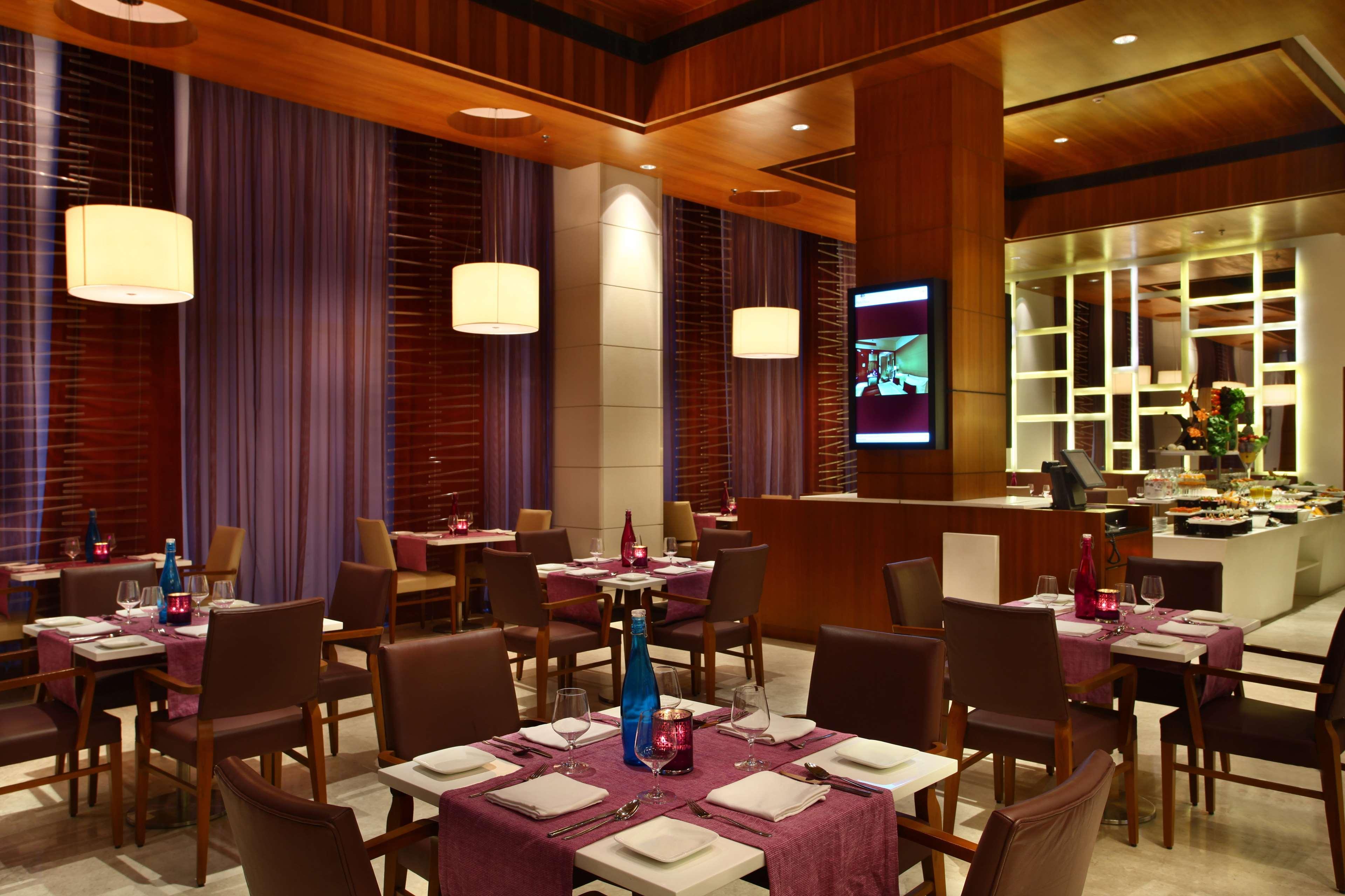 Restaurant Park Plaza Delhi CBD Shahdara