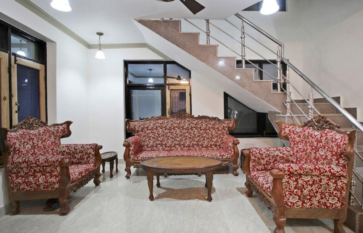 Vista Lobby Hotel West Inn