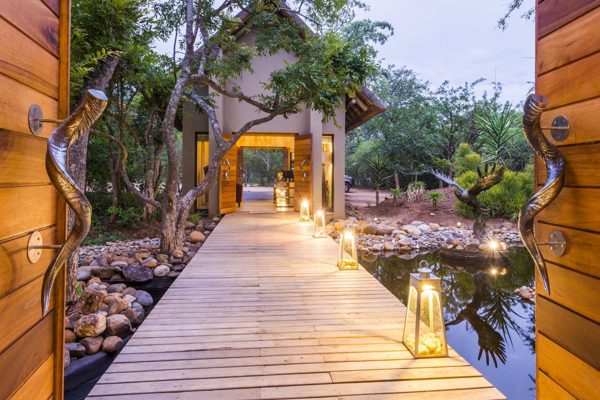 Vista Lobby AM Lodge