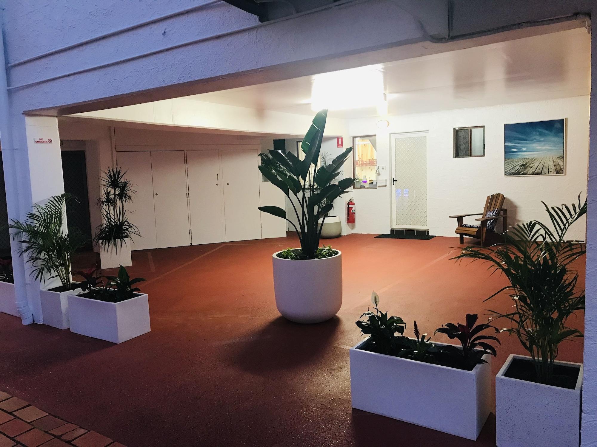 Vista Lobby Ocean Breeze Motel