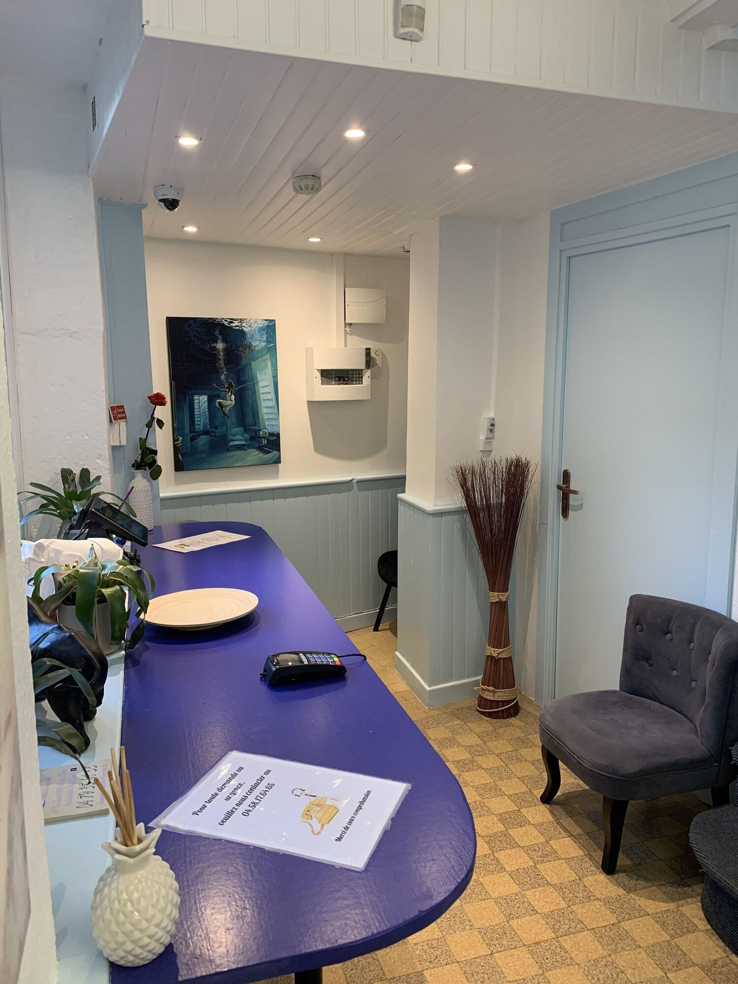 Vista Lobby Initial by balladins, hôtel Broisin
