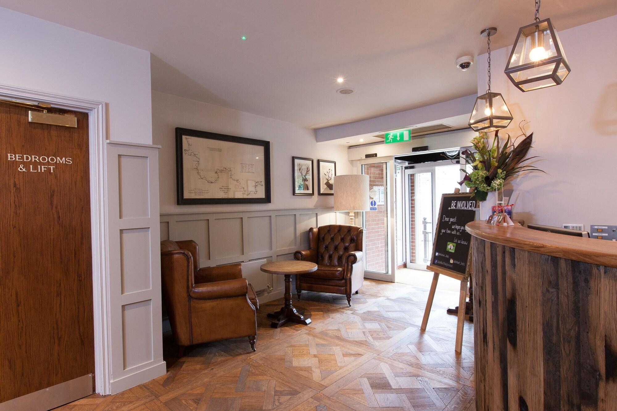 Vista Lobby The White Hart Hotel