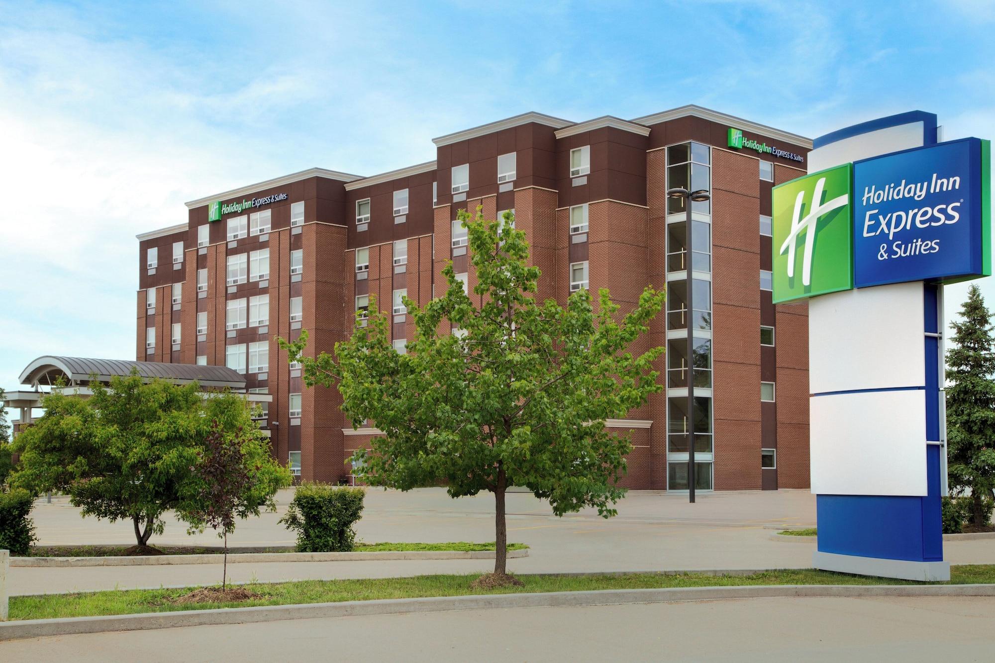 Vista Exterior Holiday Inn Express & Suites Cold Lake by IHG