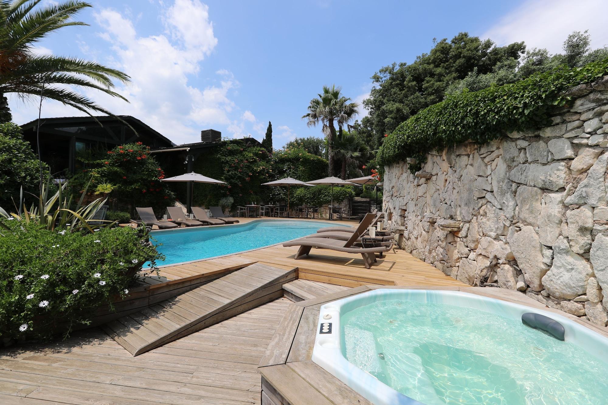 Spa Lodge De Charme A Cheda