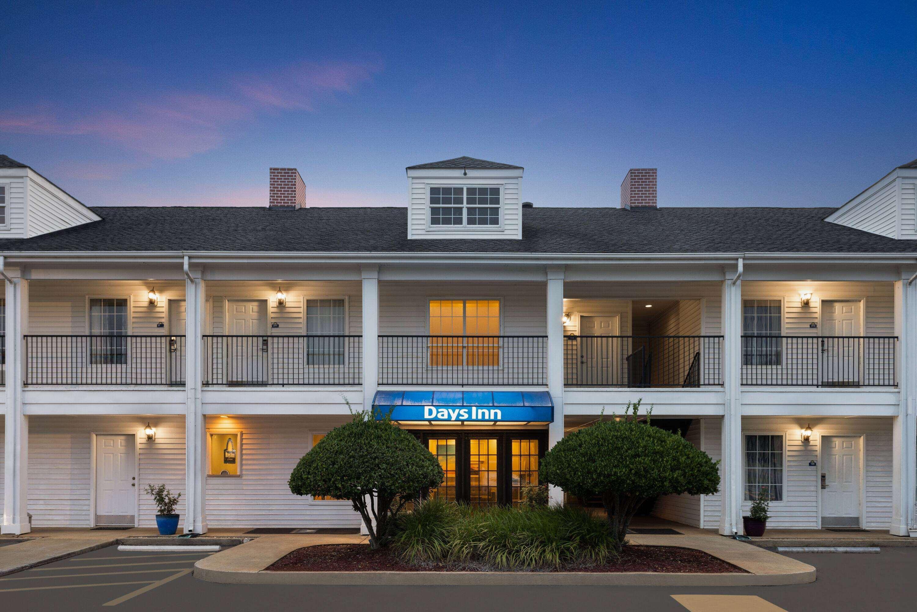 Vista Exterior Days Inn by Wyndham Americus