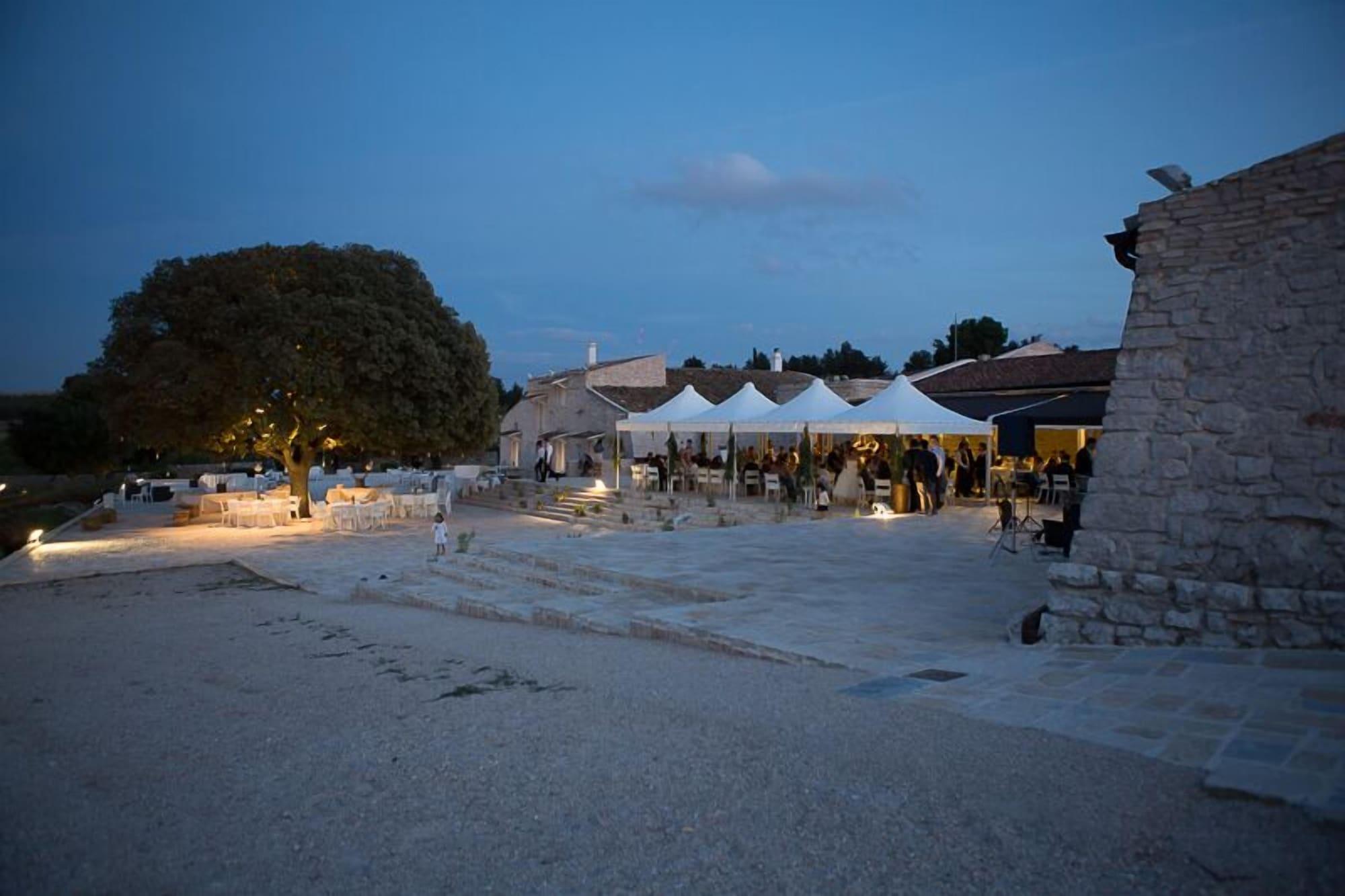 Vista Exterior Masseria Torre di Nebbia
