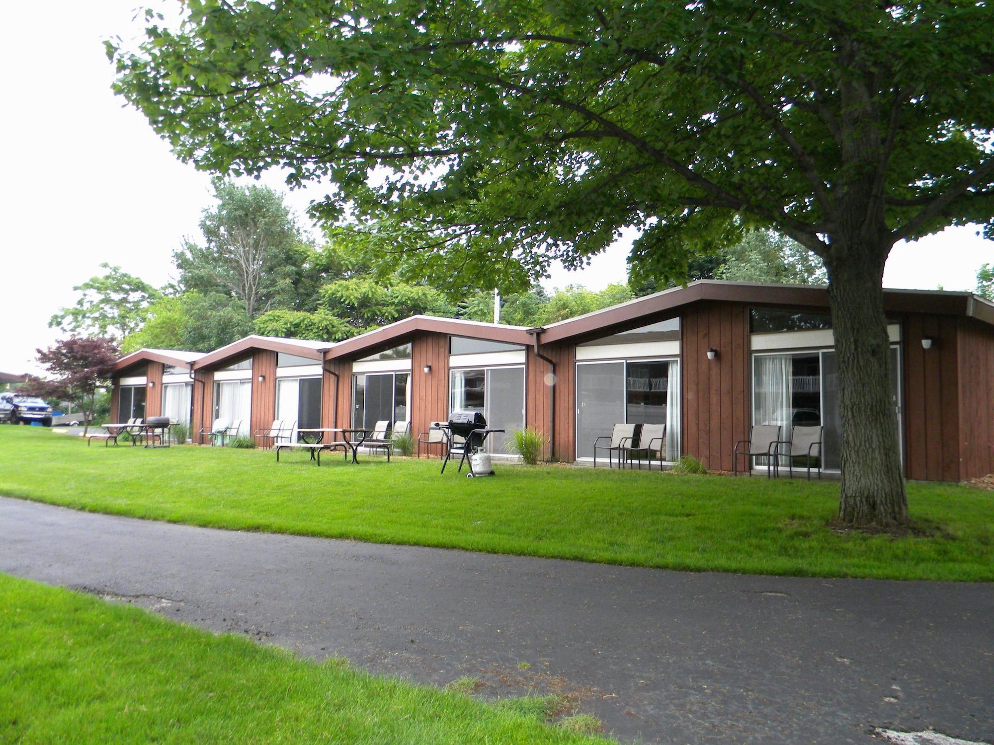 Vista Exterior Nader's Motel & Suites