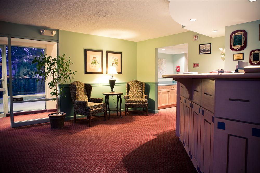 Vista Lobby Inns Of Virginia - Arlington