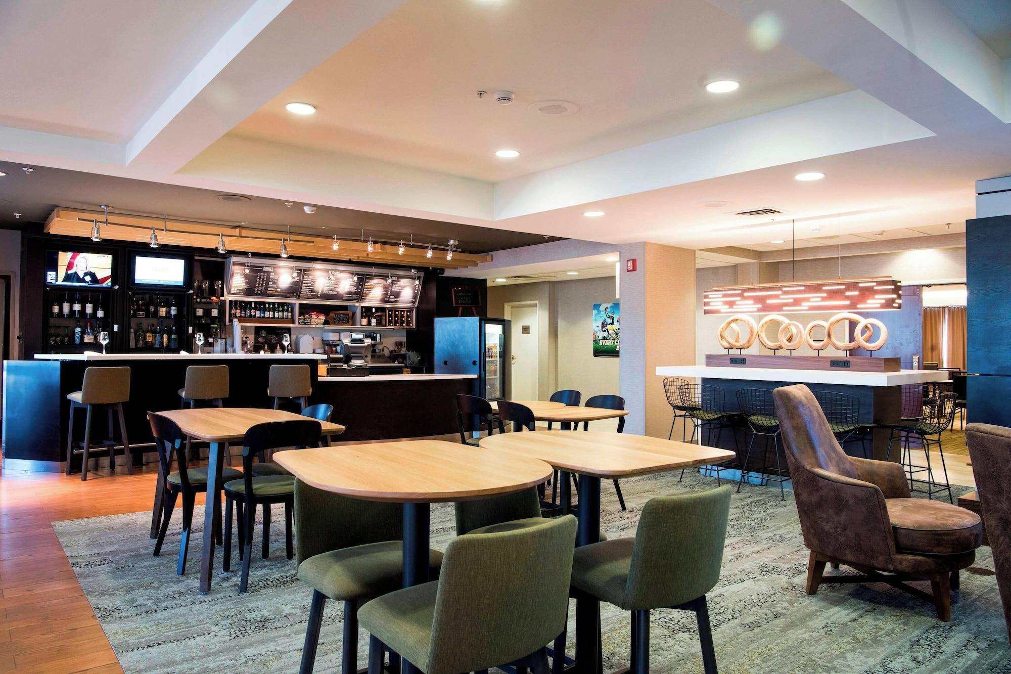 Vista Lobby Courtyard by Marriott Shreveport Airport