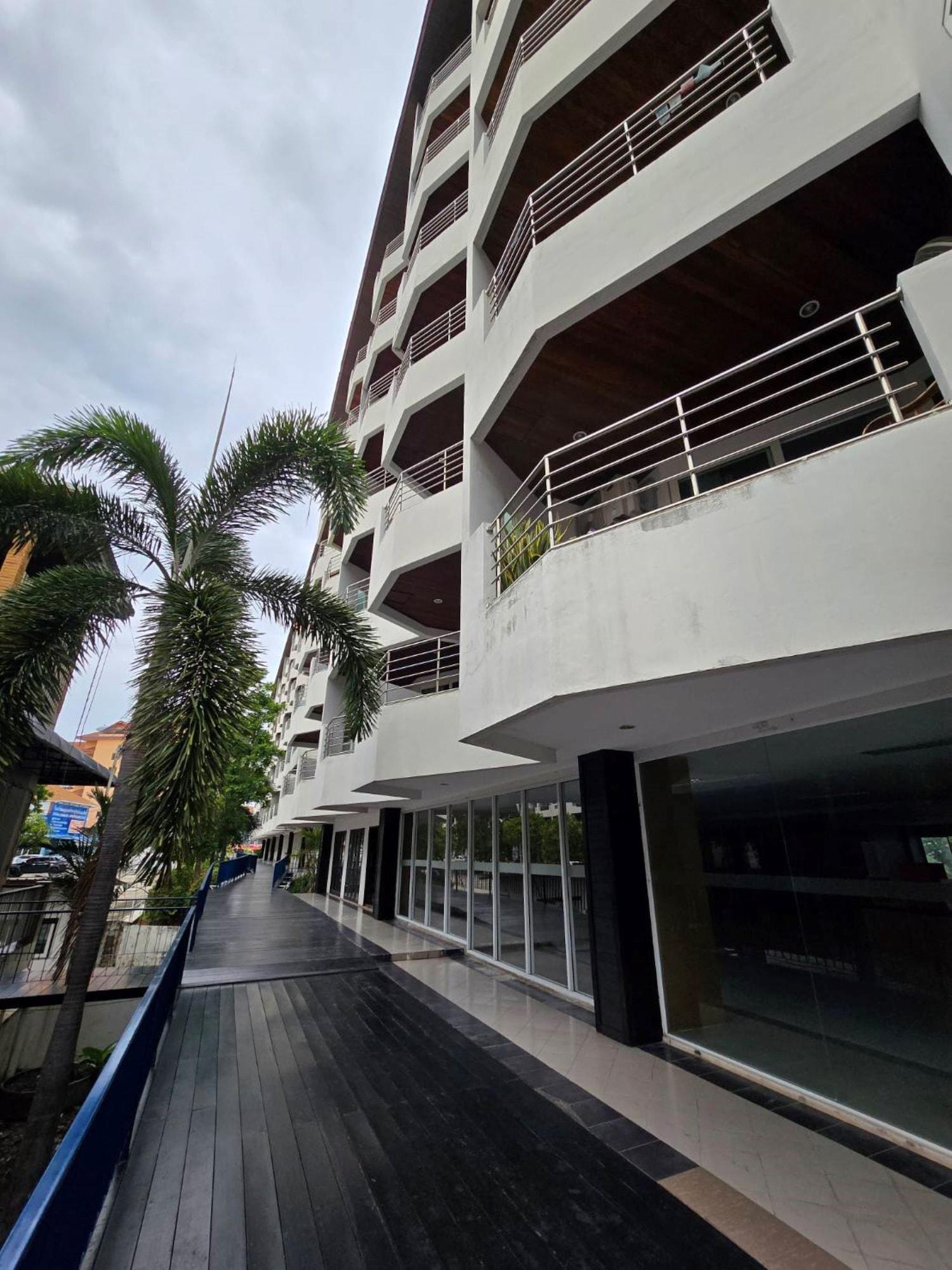 Vista Exterior Jomtien Plaza Residence
