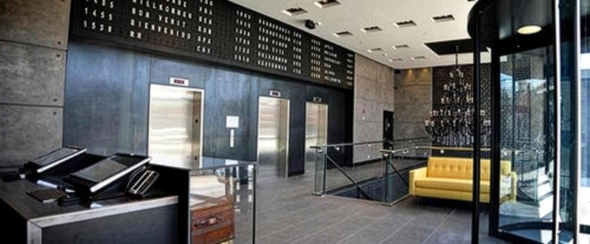 Vista Lobby Z Hotel New York