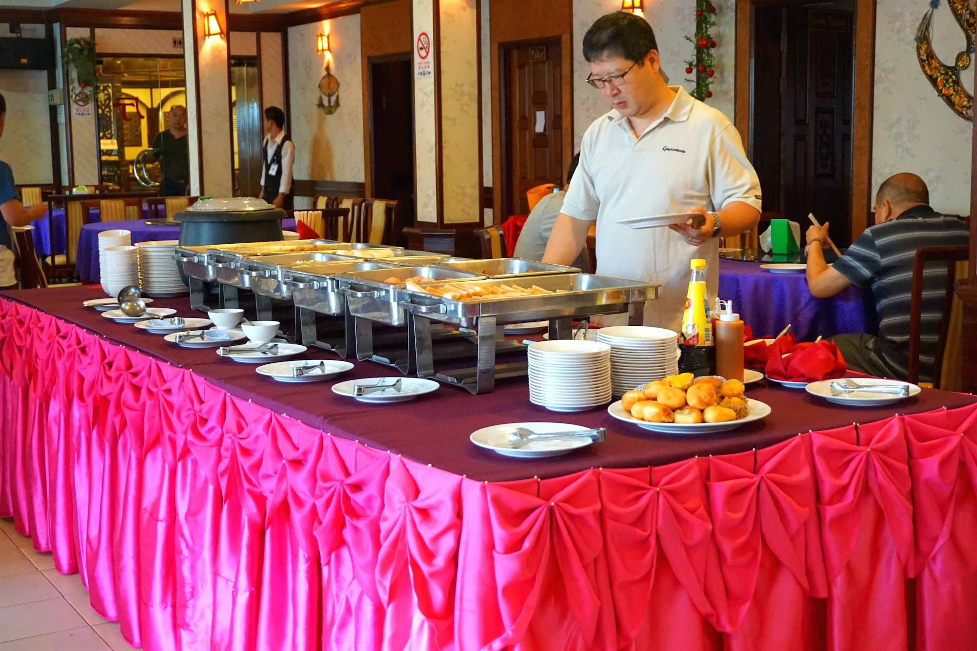Restaurant Dansavanh Vientiane Hotel