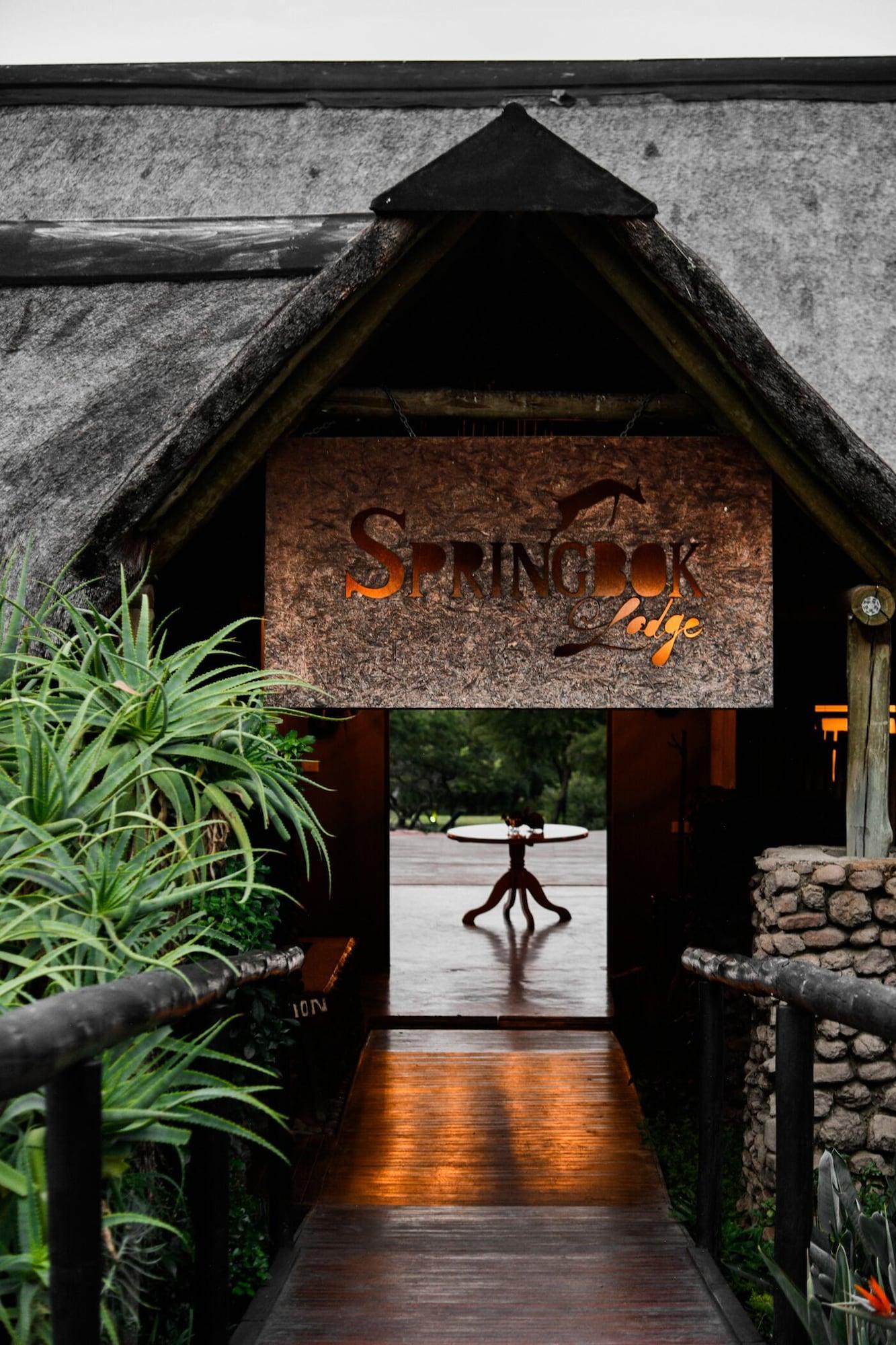 Vista Exterior The Springbok Lodge