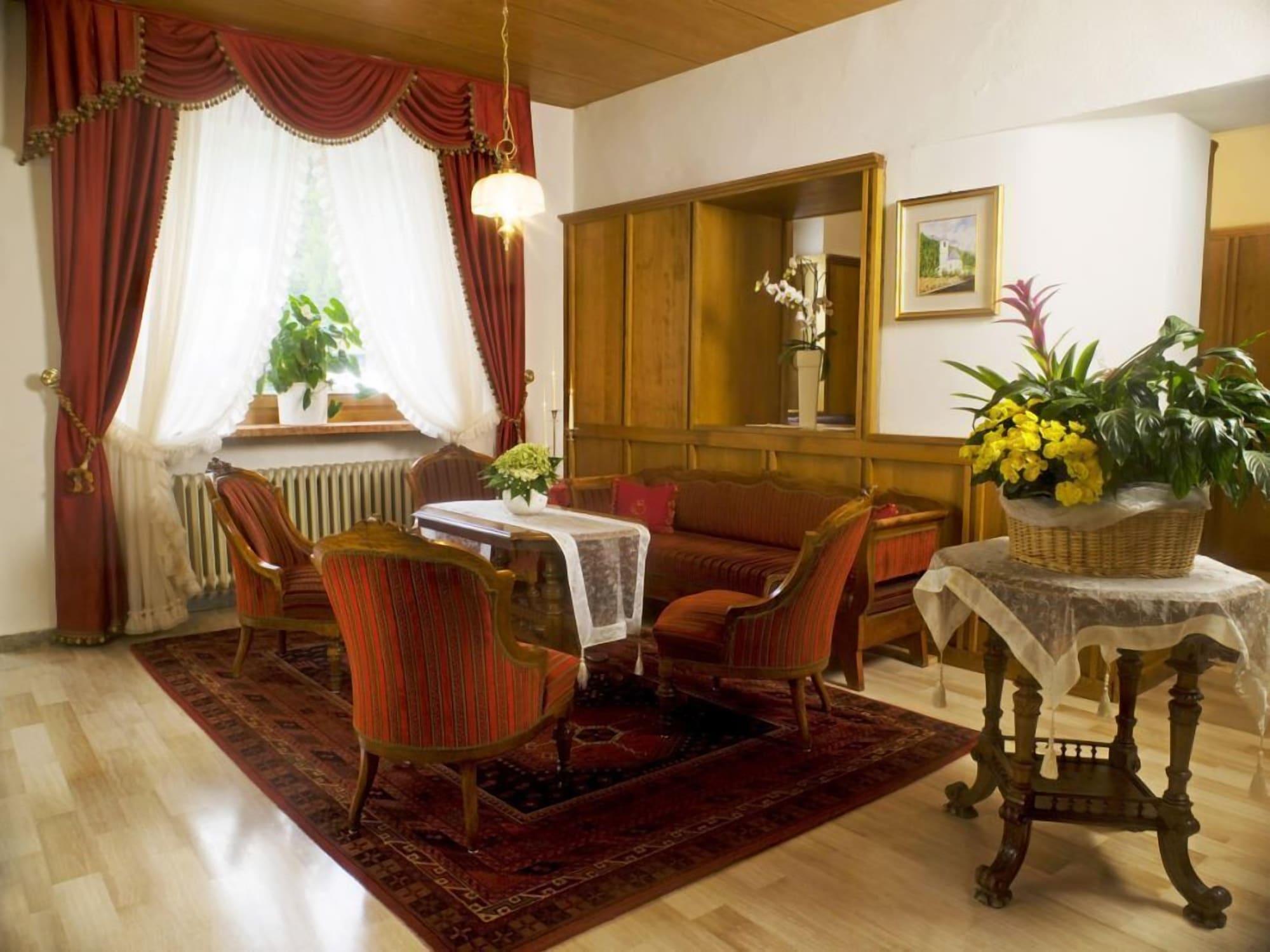 Vista Lobby Hotel Eller
