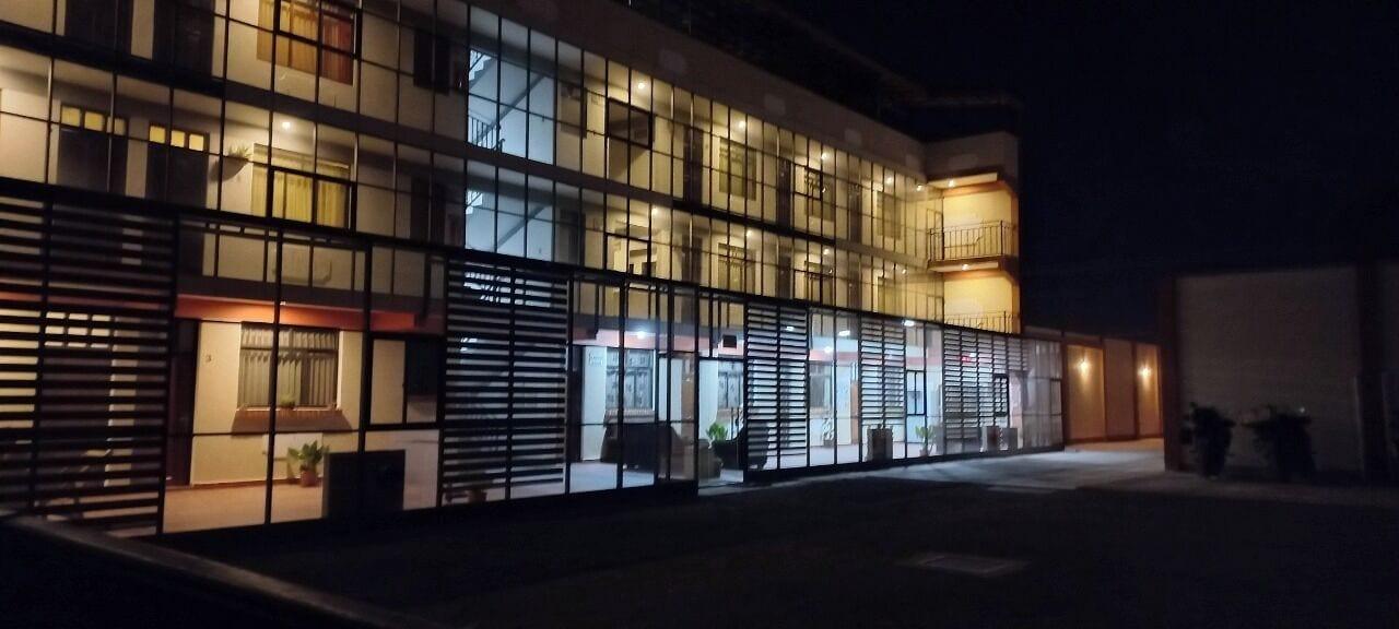 Varios Hotel Cesare