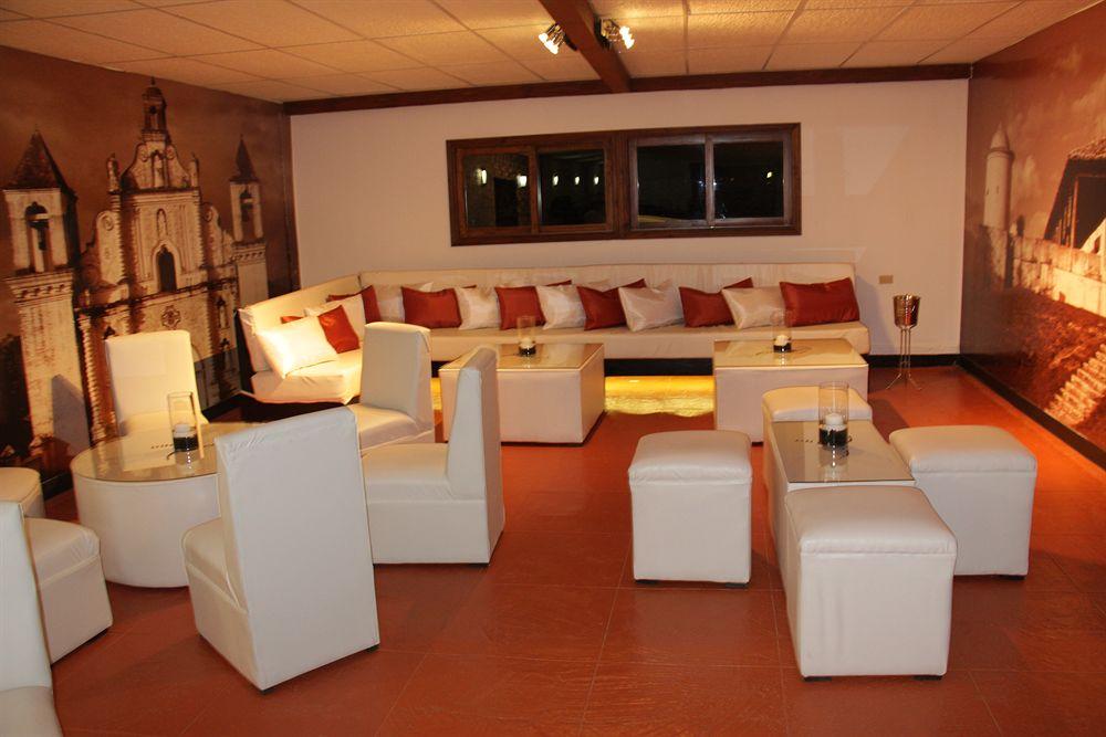 Bar/Salón Hotel Real Camino Lenca