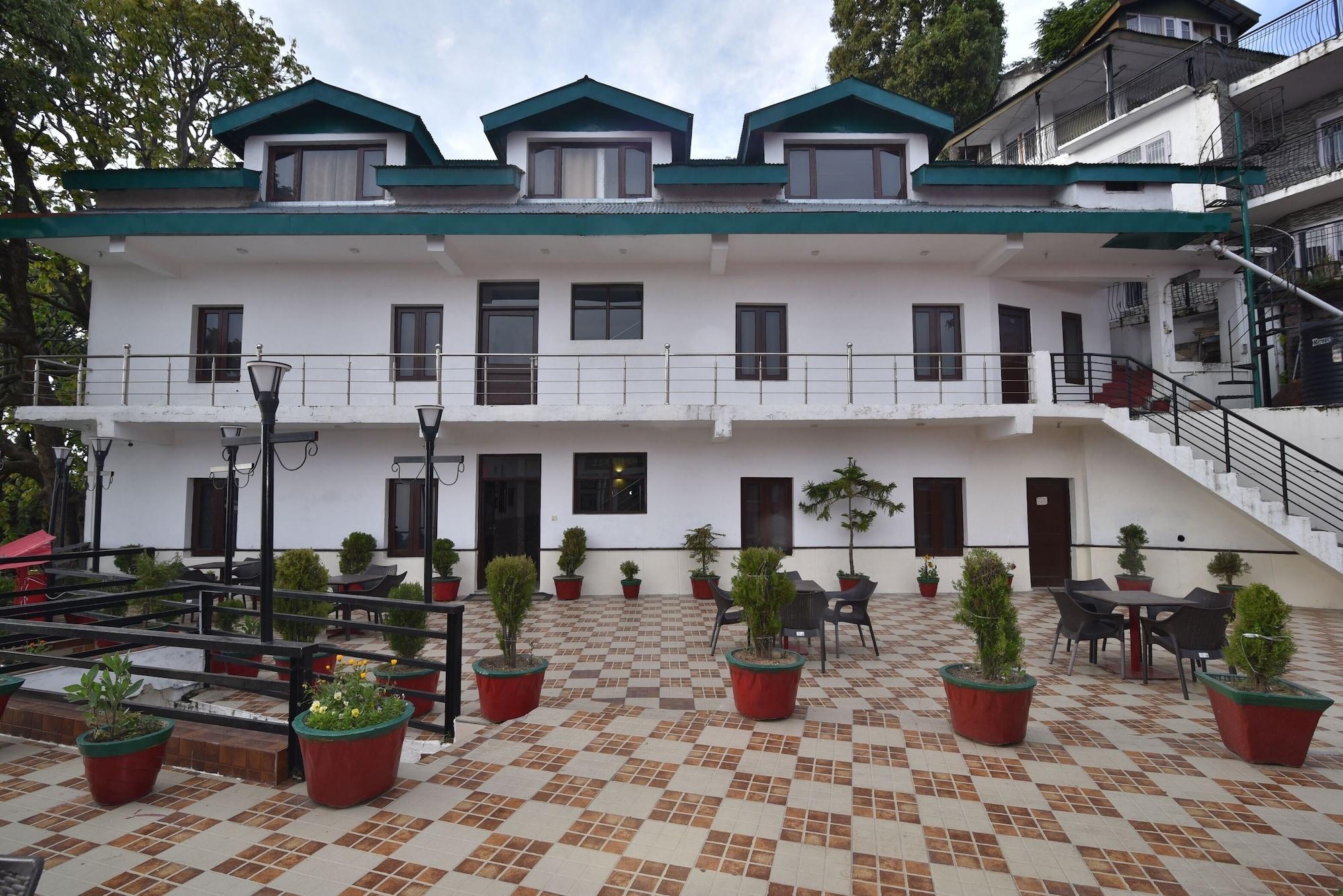 Vista Exterior Hotel New Palace