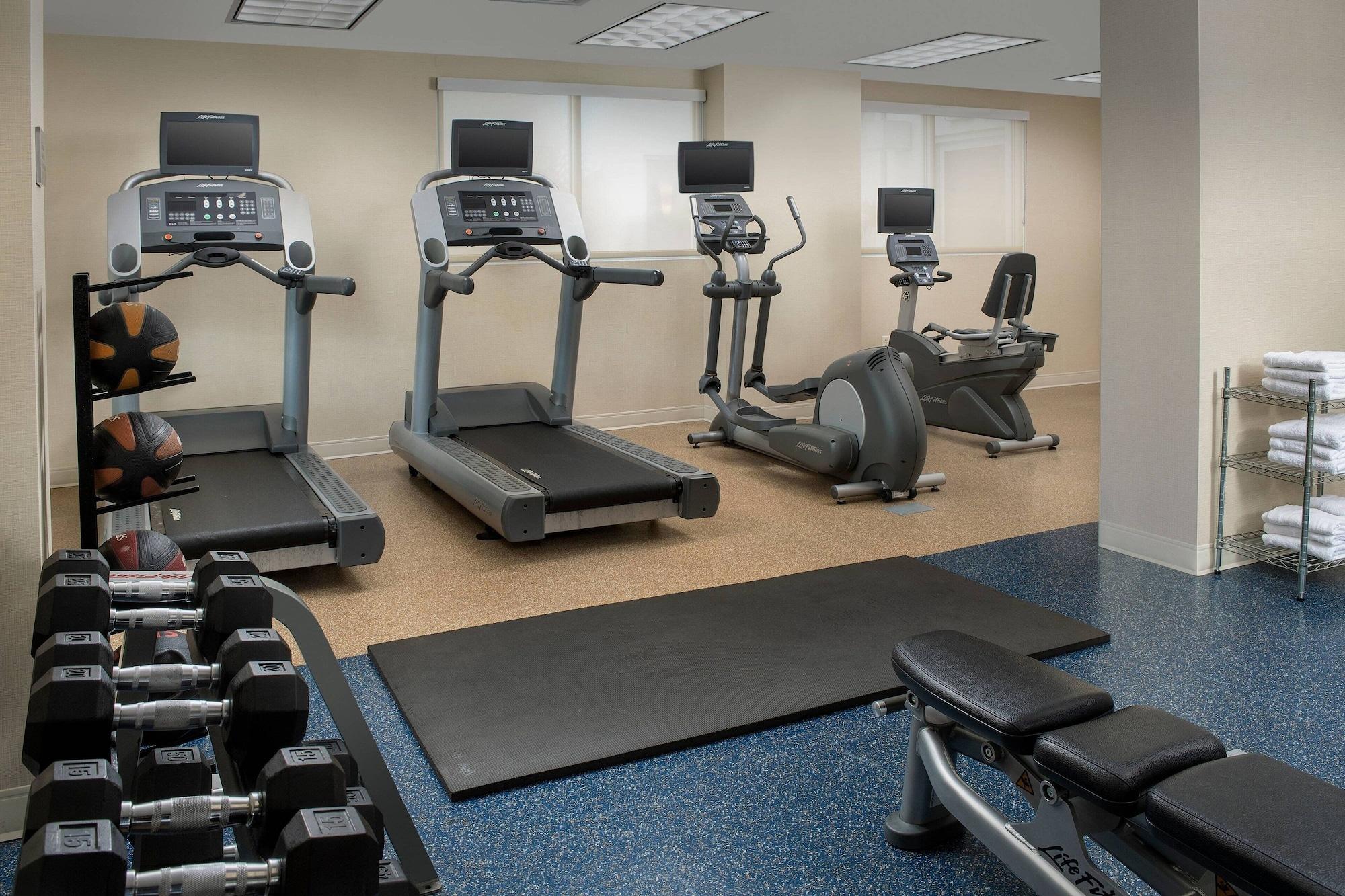 Gimnasio Courtyard Ocean City Oceanfront