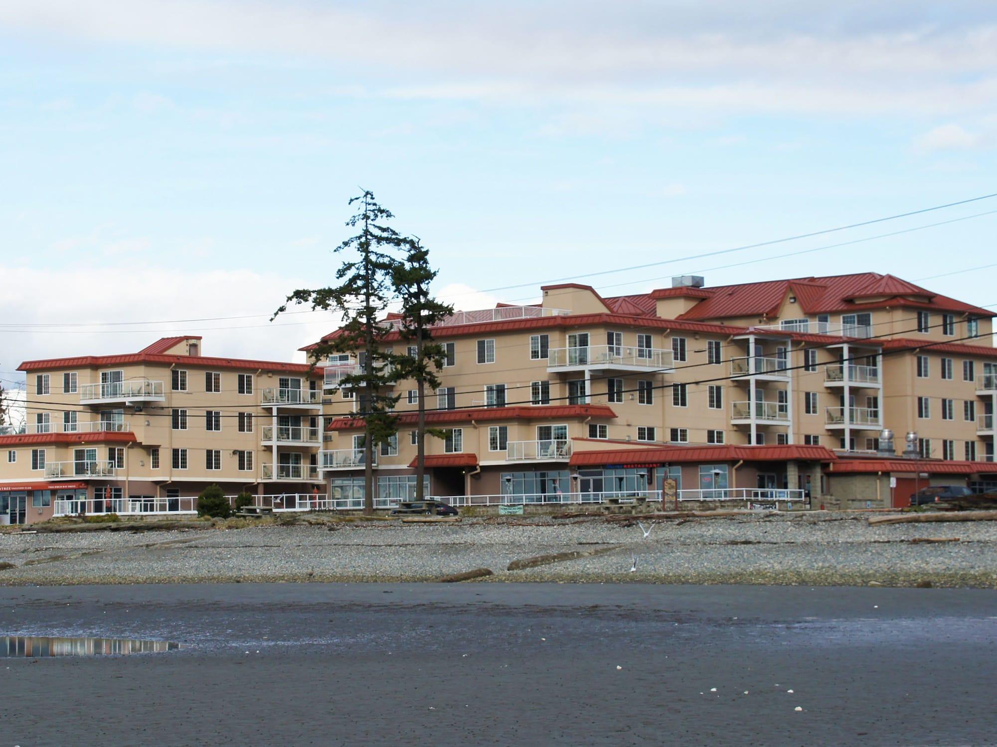 Vista Exterior Raintree's Sandcastle