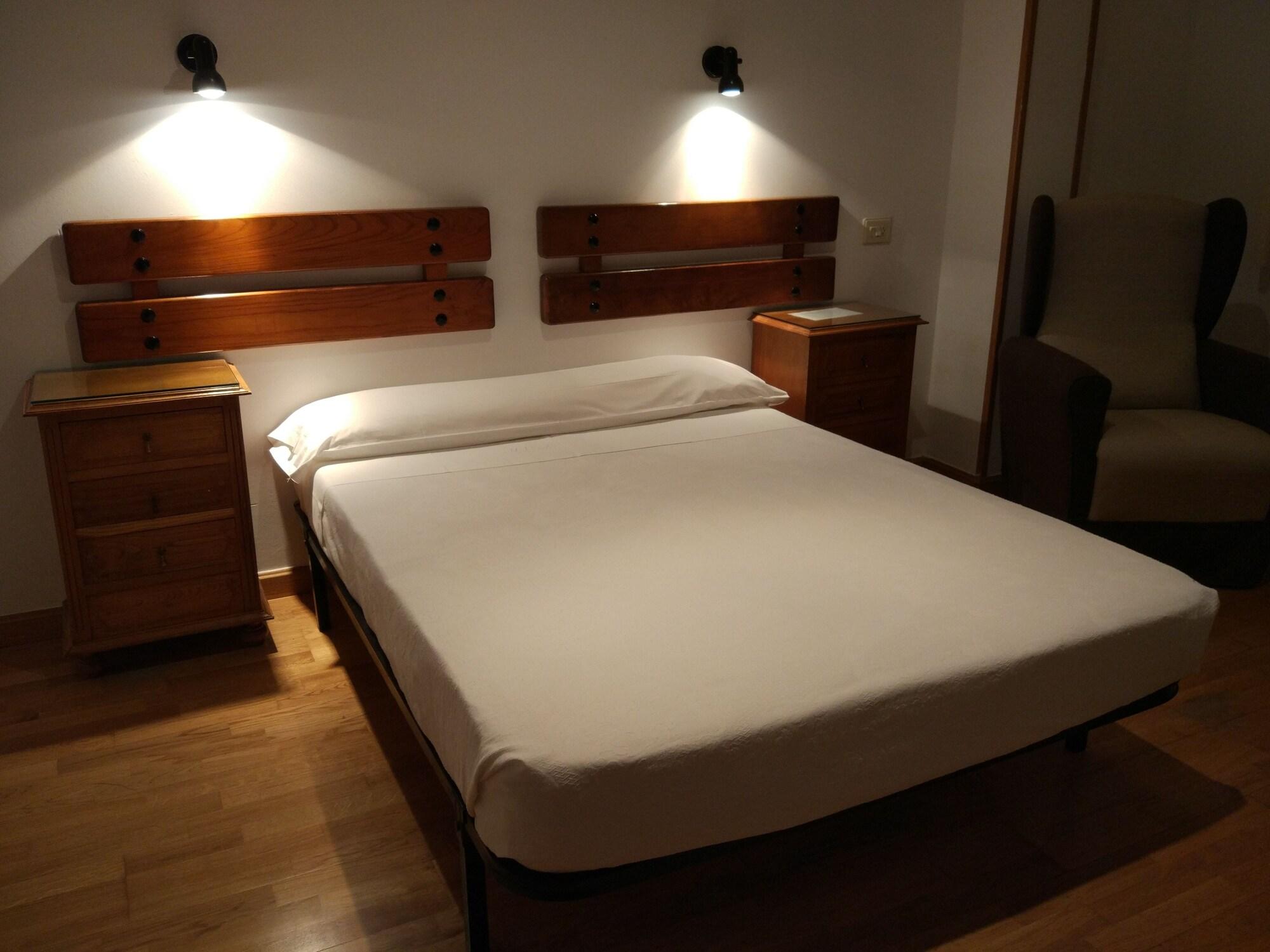 Varios Hotel Los Perales