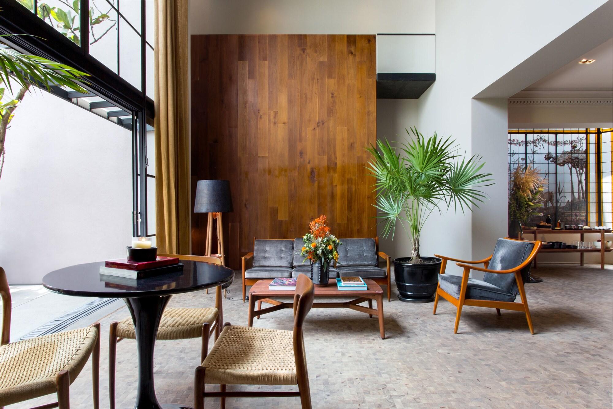 Vista Lobby Casa 9