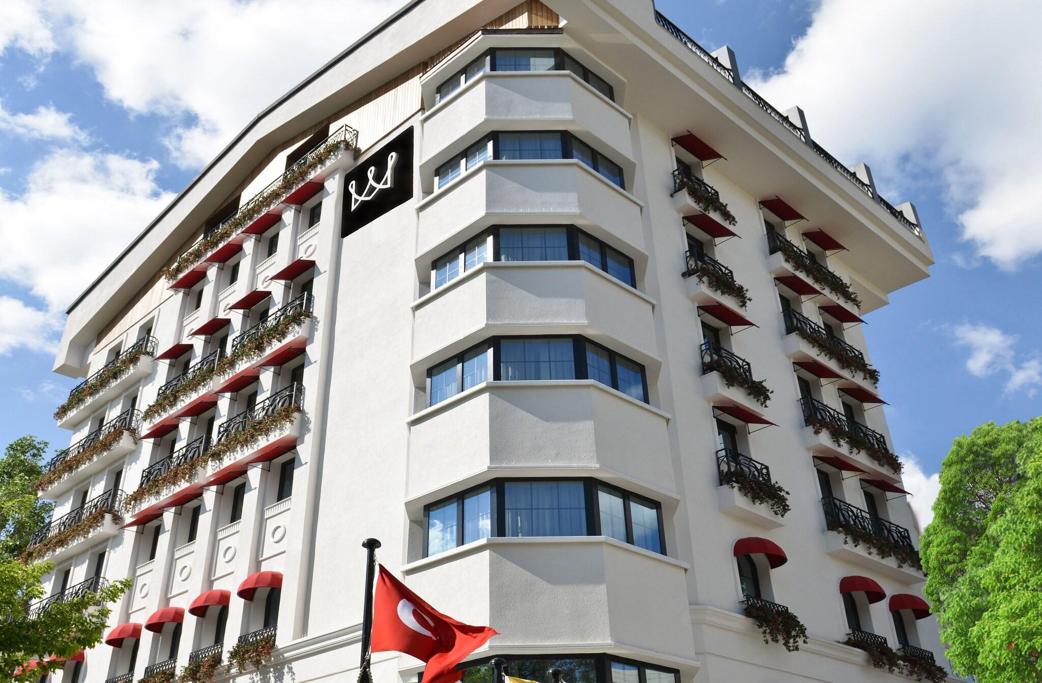 Vista Exterior Warwick Ankara