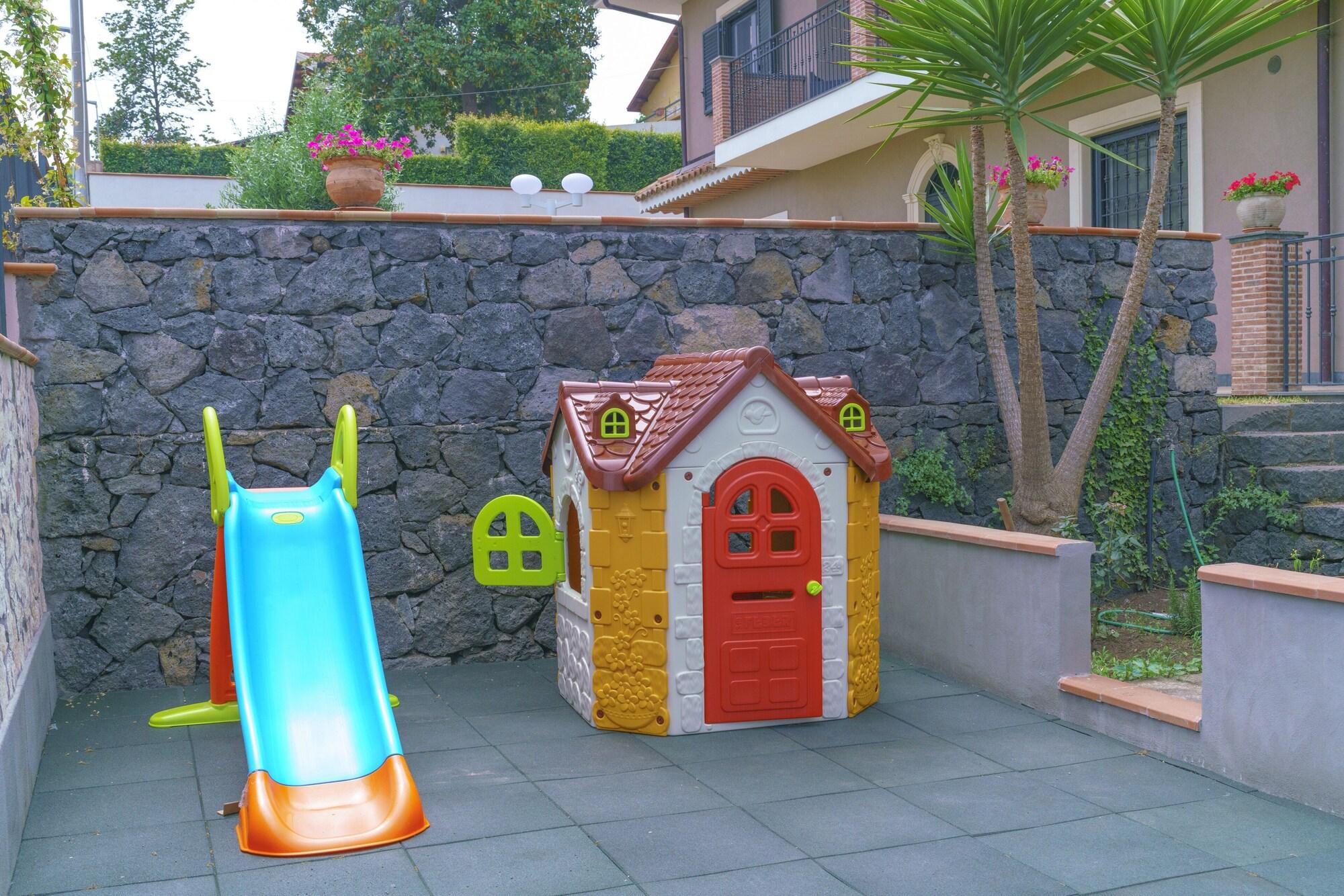 Instalaciones Recreativas Bedda Mia Etna House B&B