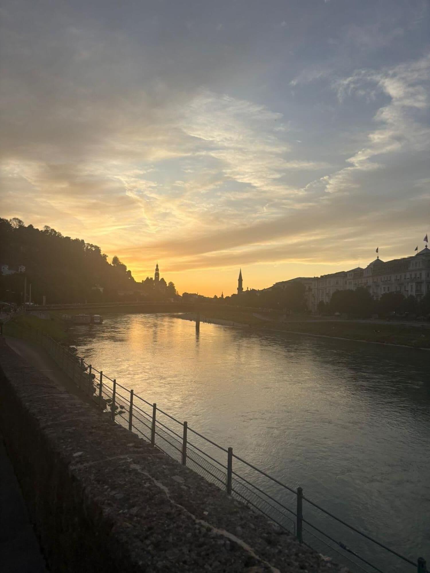 Vista Exterior Hotel Garconete