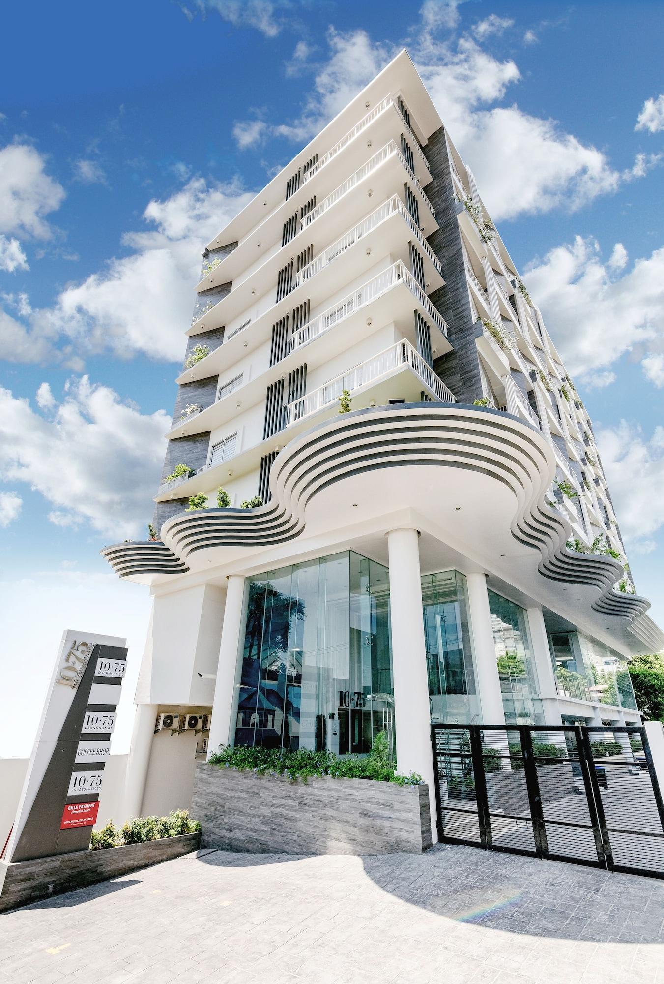 Varios 1075 Dormitel