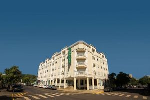 Alojamiento - Francisco Beltrão Palace Hotel