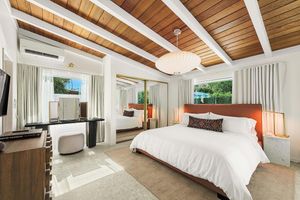 Alquiler Vacacional - NEW Kitchen, Bathrooms, Furniture, Floors & Grill In Midcentury Modern Pool Home