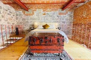 Alquiler Vacacional - Loft histórico con balcones y terraza común #102