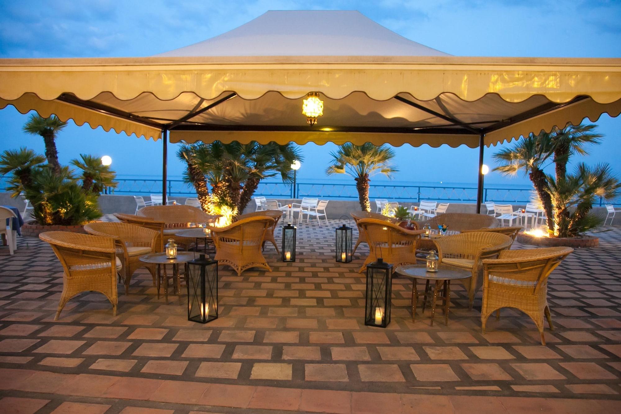 Bar/Salón Park Hotel Silemi