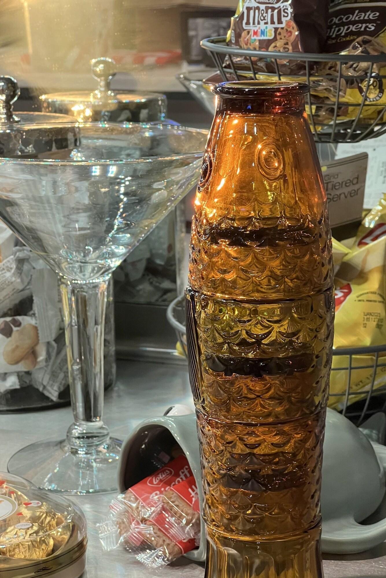 Bar/Salón Fathoms Hotel & Marina