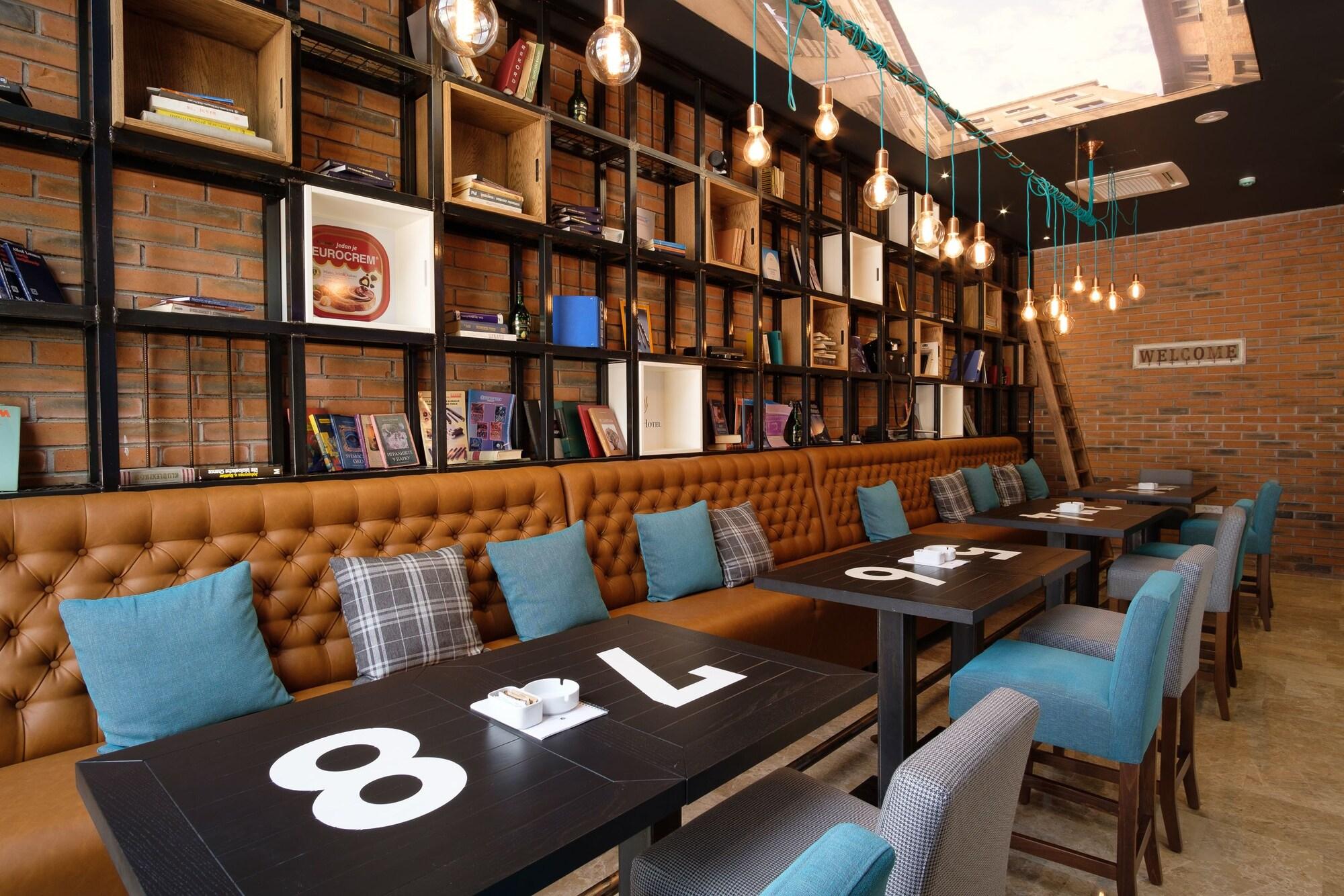 Bar/Salón SL Industry Hotel