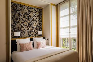 Alojamiento - Pavillon de la Reine & Spa, Place des Vosges