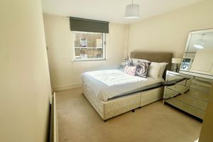 Alquiler Vacacional - Stay in the heart of London - 1 Bedroom Flat with Balcony