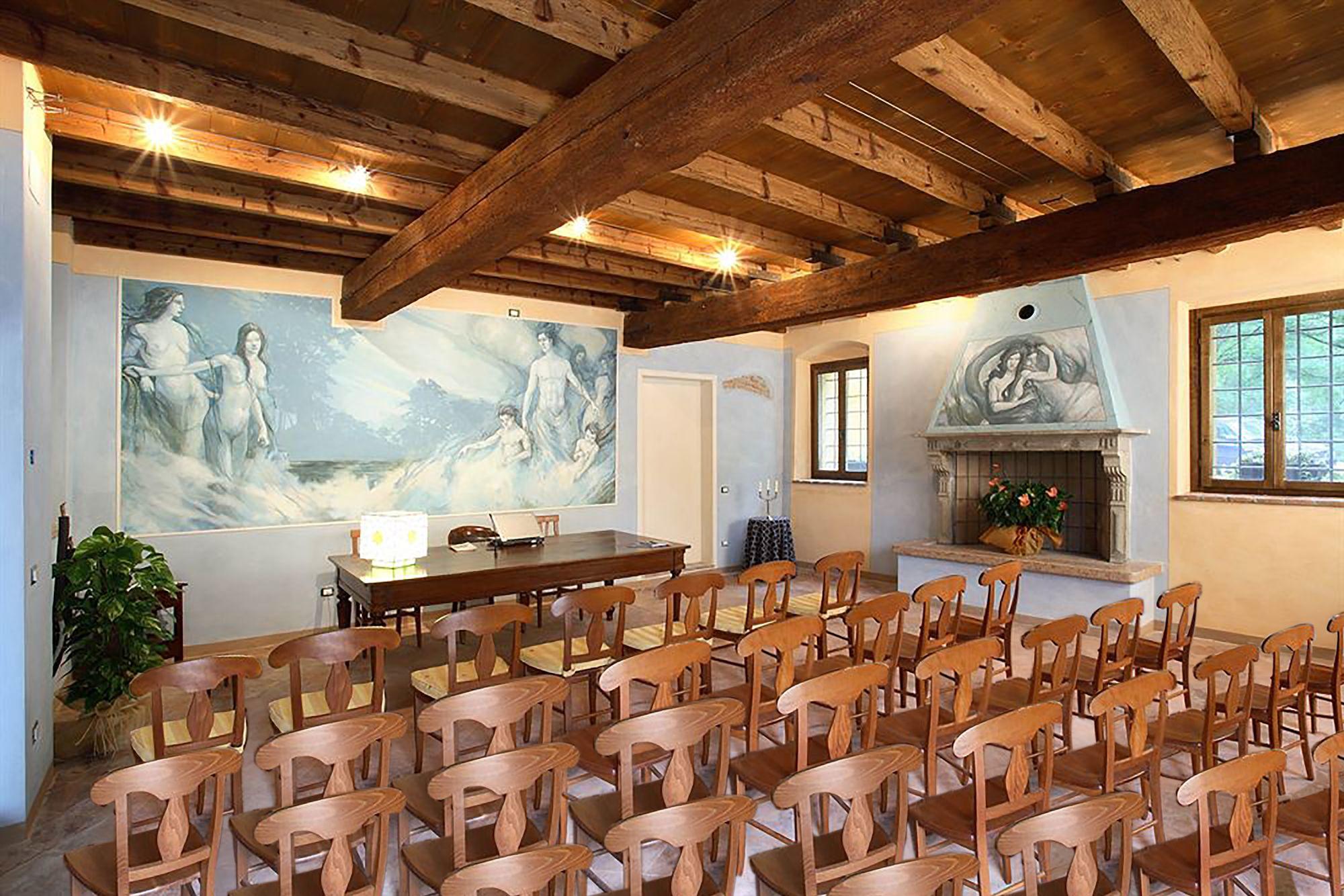 Sala de Reuniones Villa dei Mulini