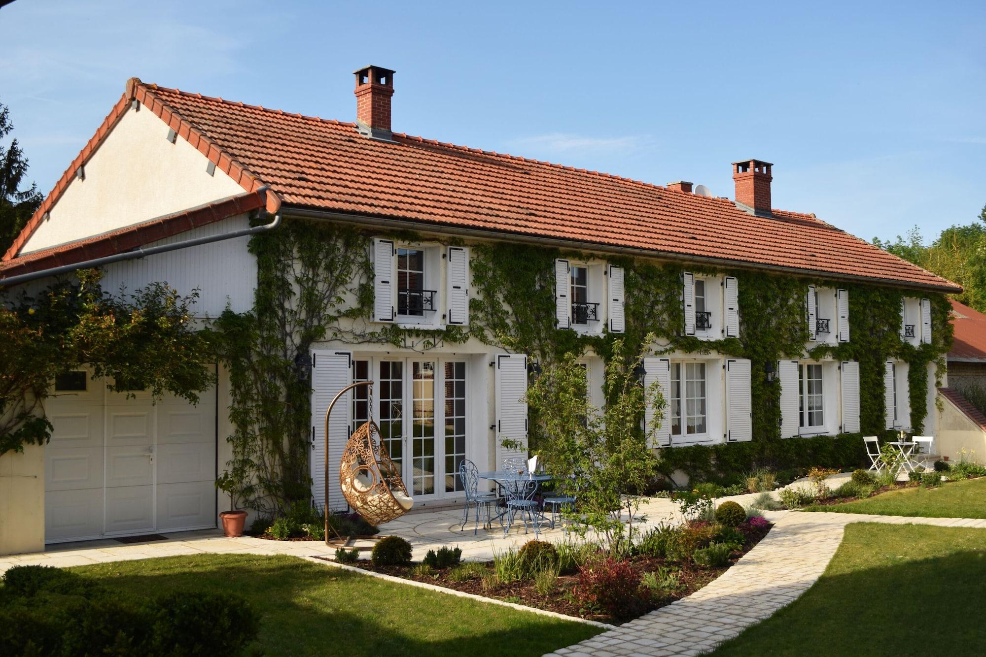 Varios Au Pré du Moulin
