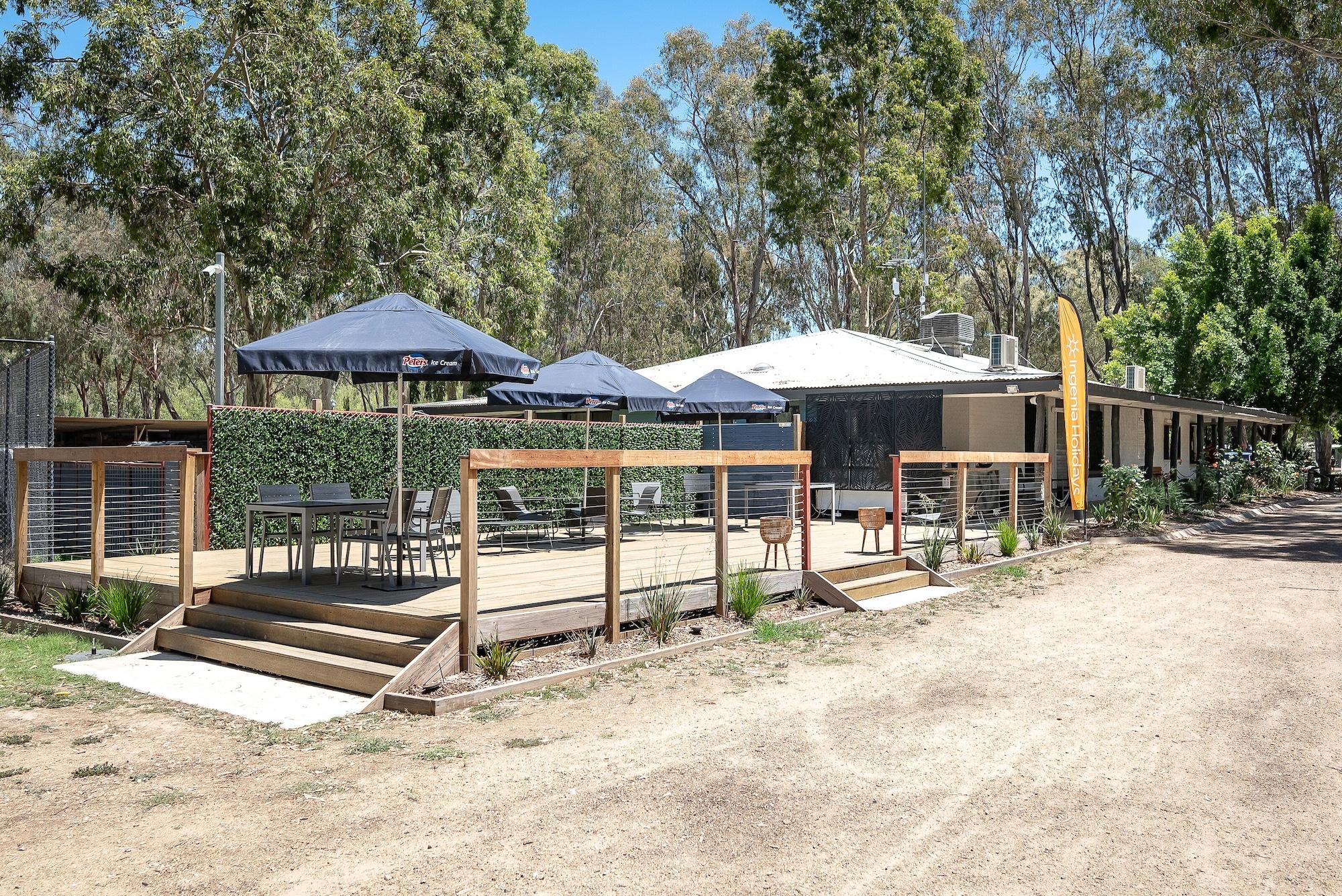 Bar/Salón Ingenia Holidays Murray Bend