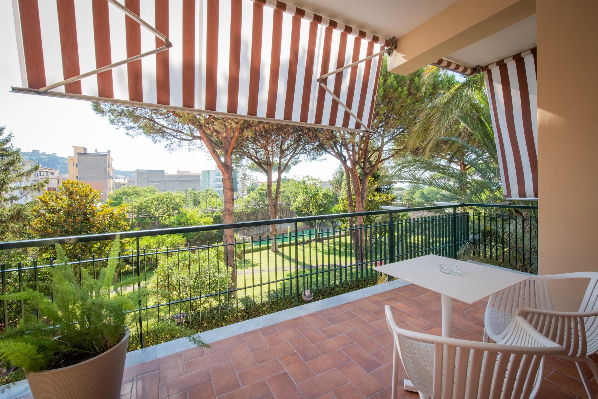 Varios Diamond Suites