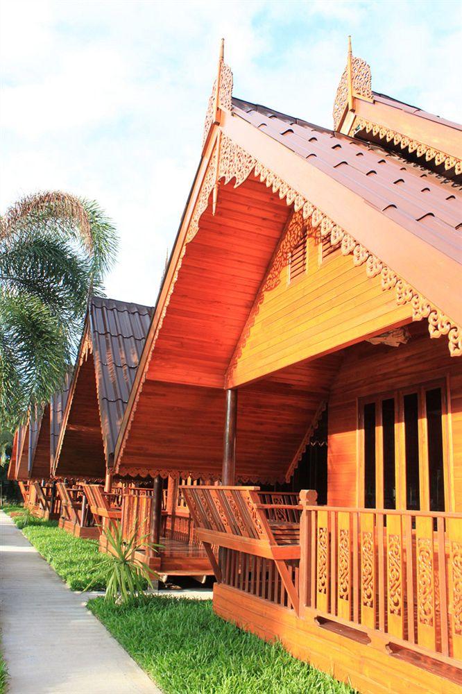Vista Exterior Srisawat Resort