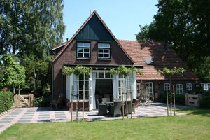 Alojamiento - spacious house, 4-6 persons, sauna, conservatory, garden, luxury bathroom