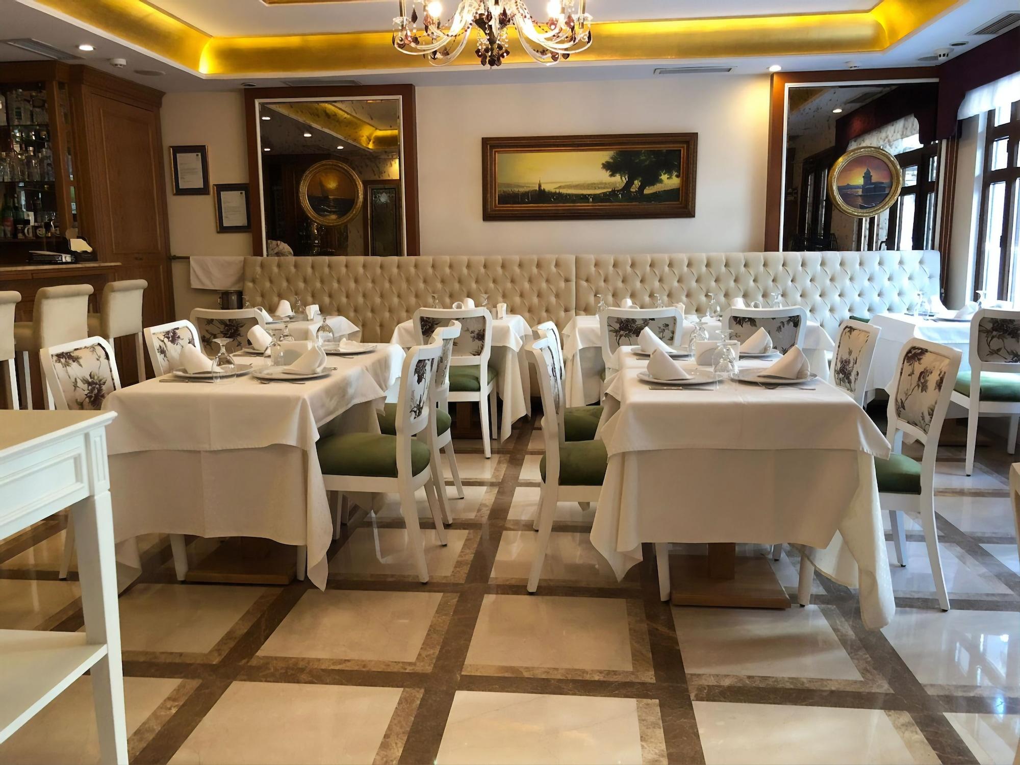 Restaurant GLK PREMIER Regency Suites & Spa - Special Class