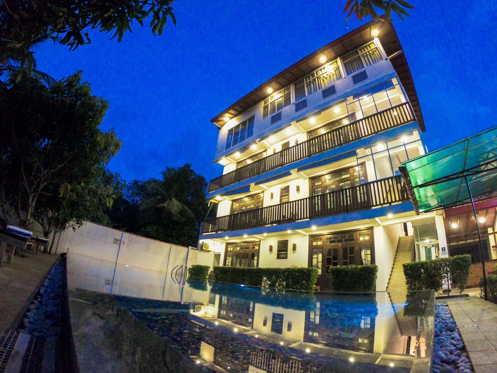 Varios OYO 483 Kabalana Villa