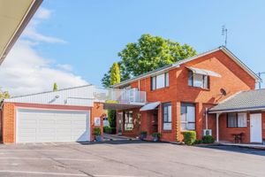 Alojamiento - Roydons Motor INN