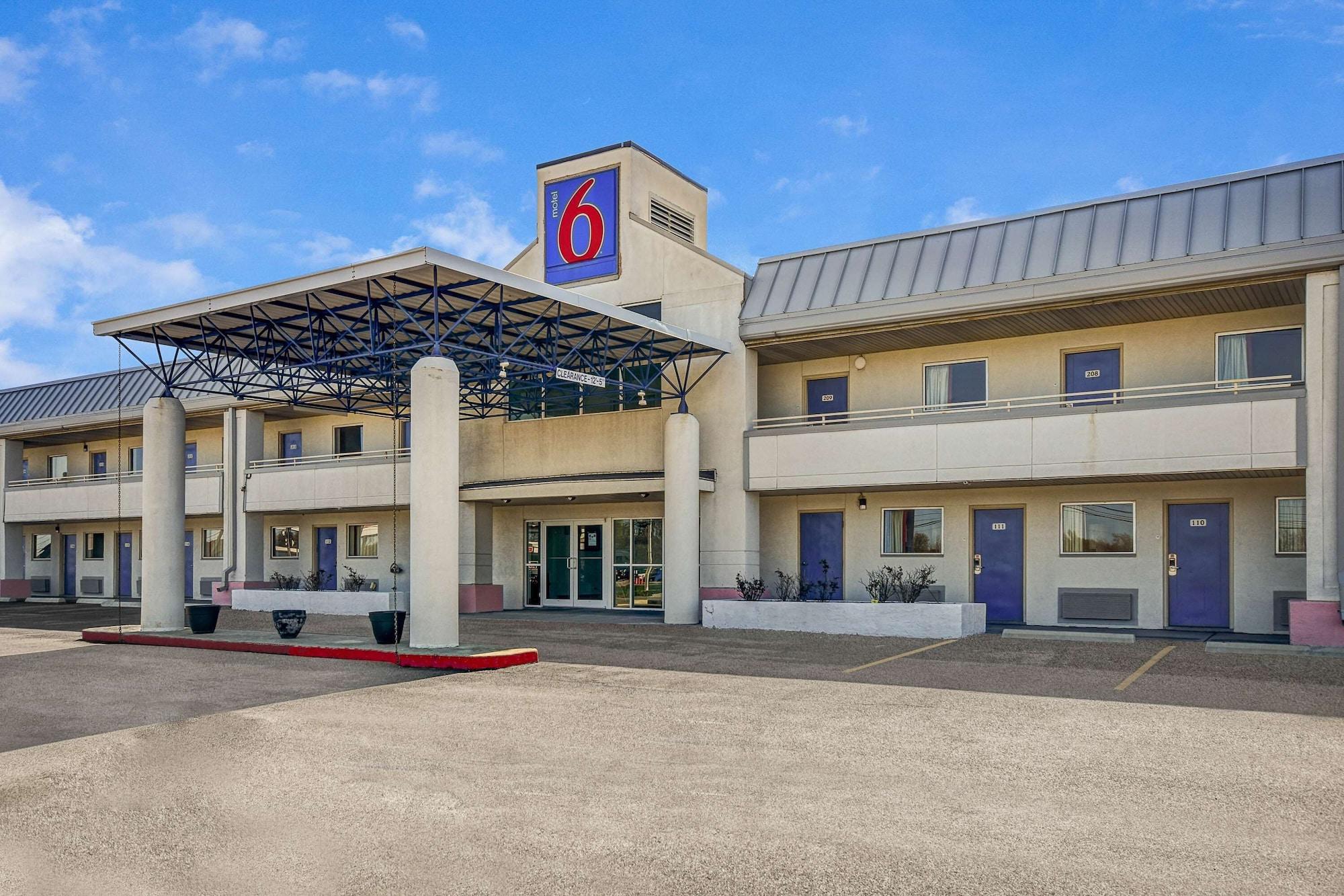 Vista Exterior Motel 6 North Ridgeville, OH - Cleveland Intl Airport - N Ridgeville