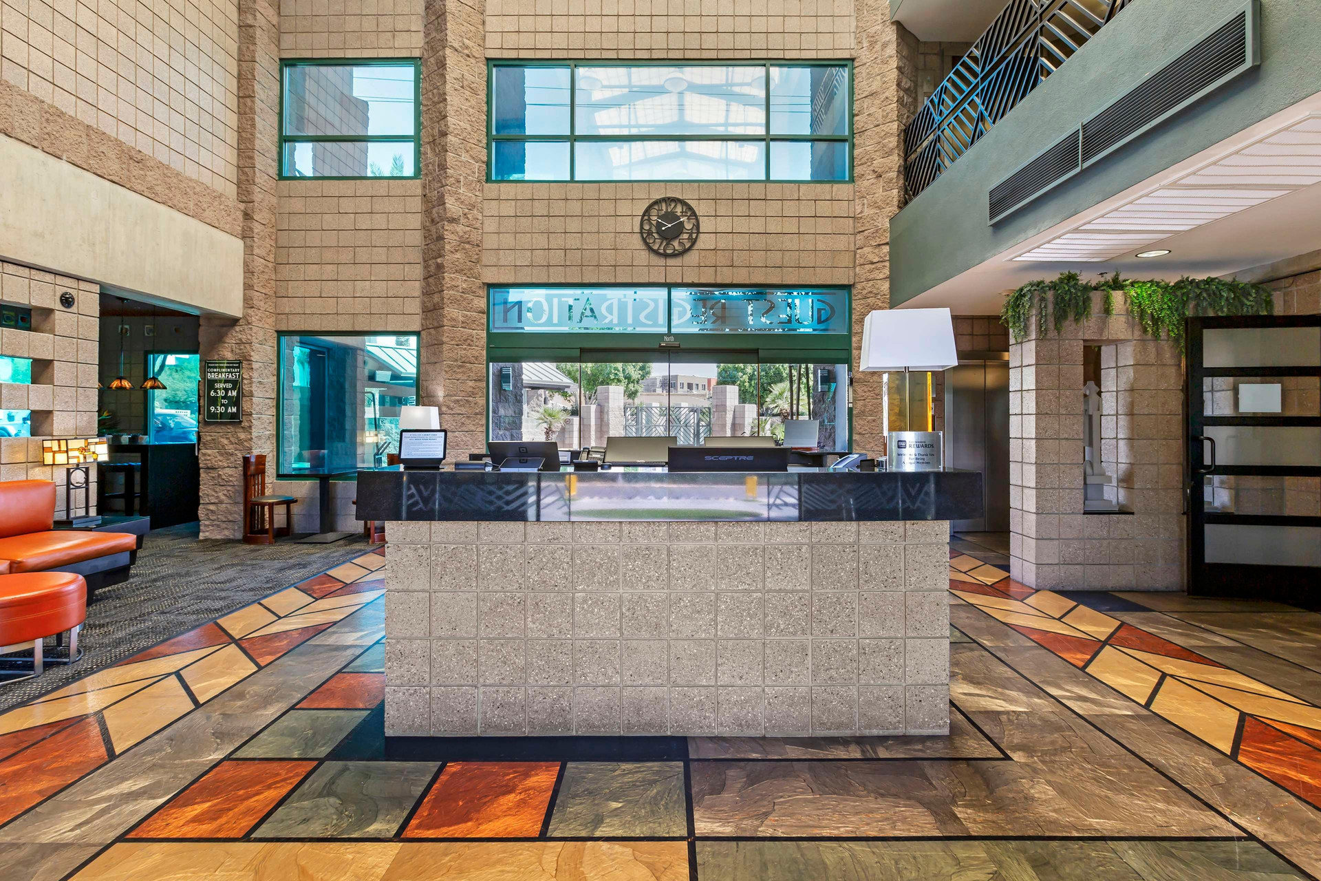 Vista Lobby Best Western Plus Sundial
