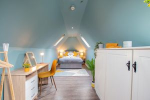 Alquiler Vacacional - The Yellow Door by Shortstays, Sleeps 25, 2 mins from Temple Bar!
